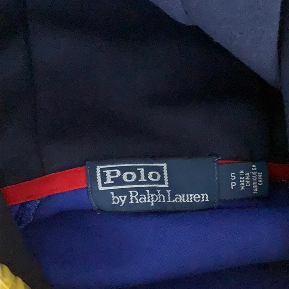 Windbreaker hoodie - Picture 2 of 2